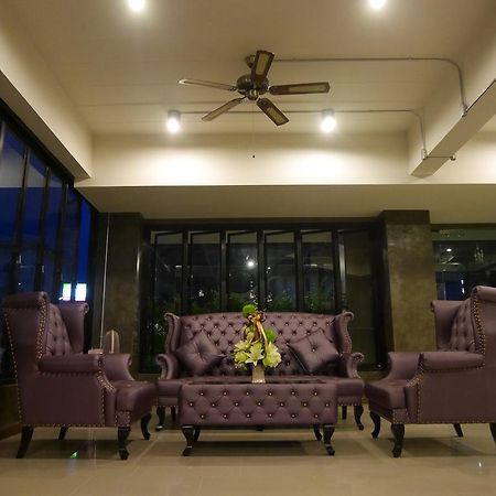 Green Garden Place Udon Thani Extérieur photo