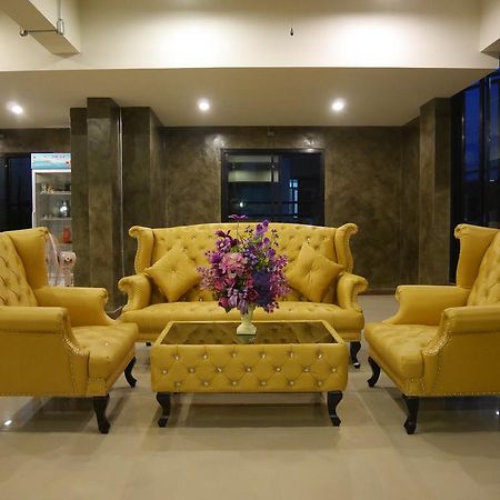 Green Garden Place Udon Thani Extérieur photo