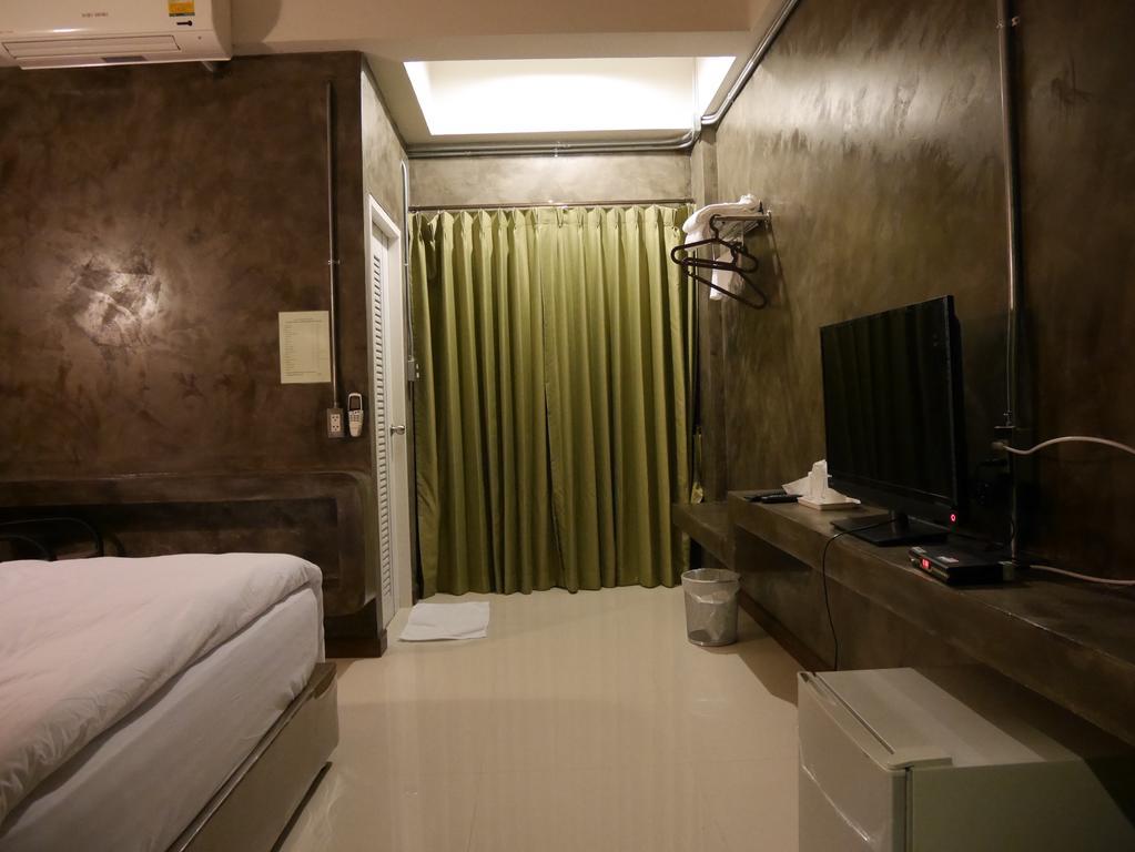 Green Garden Place Udon Thani Extérieur photo